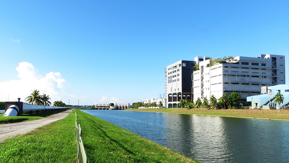 深圳UV平板打印機(jī)廠家